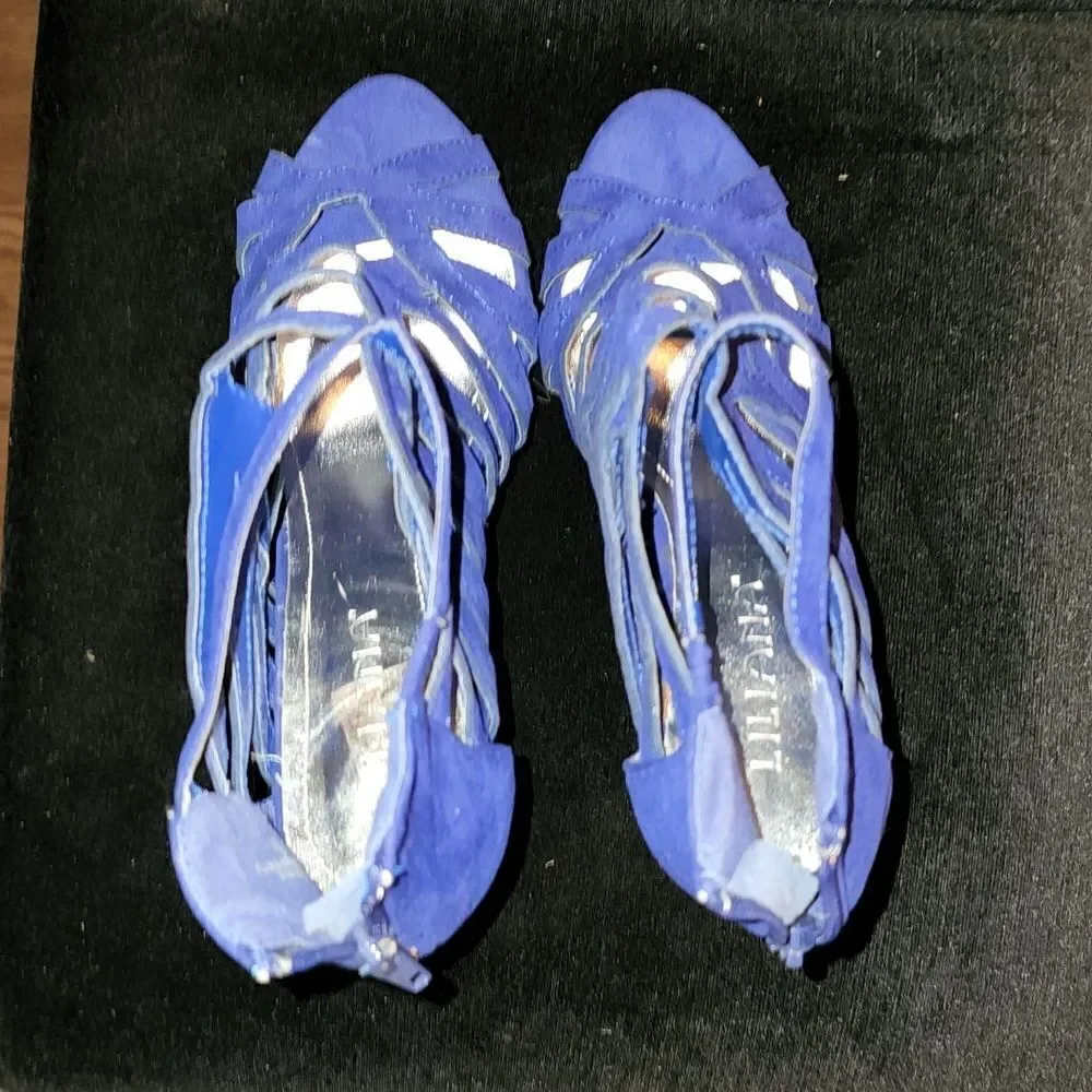 Liliana Heels NWOT